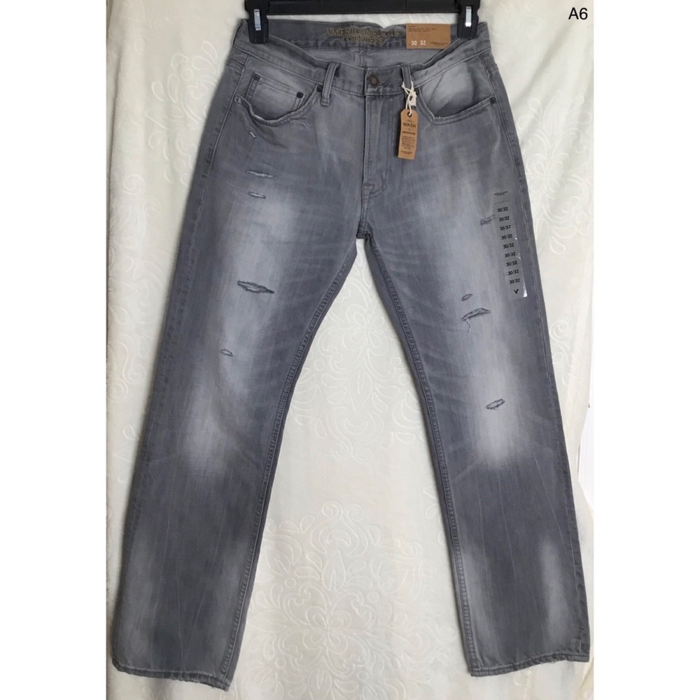 Mens. AE. Original straight. New! 30/32